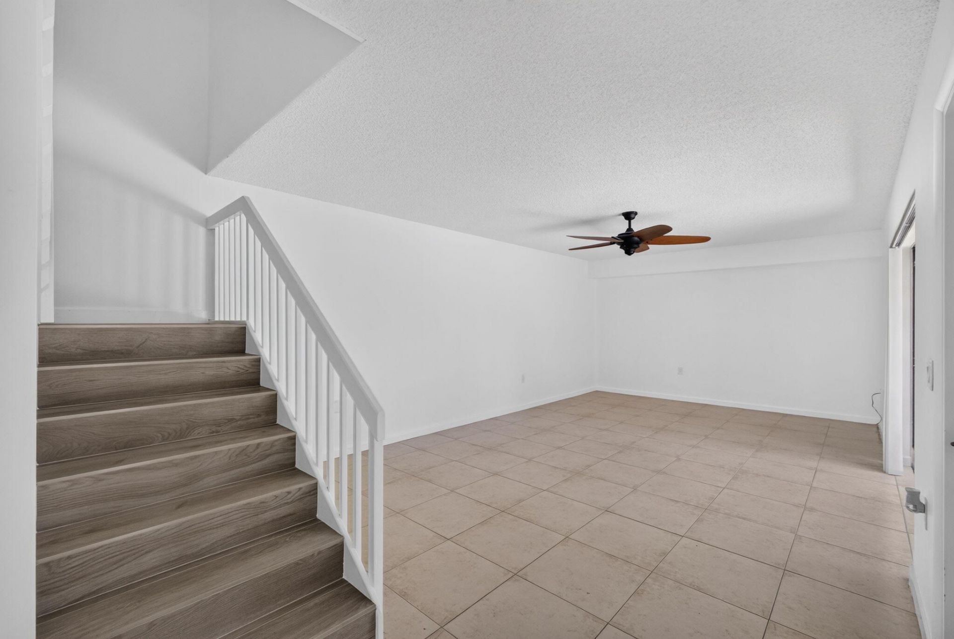 851 Blue Ridge Circle, West Palm Beach, FL 33409 Photo