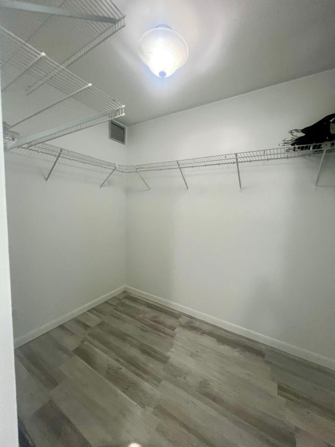 3516 Whitehall Drive, Unit 301, West Palm Beach, FL 33401 Photo