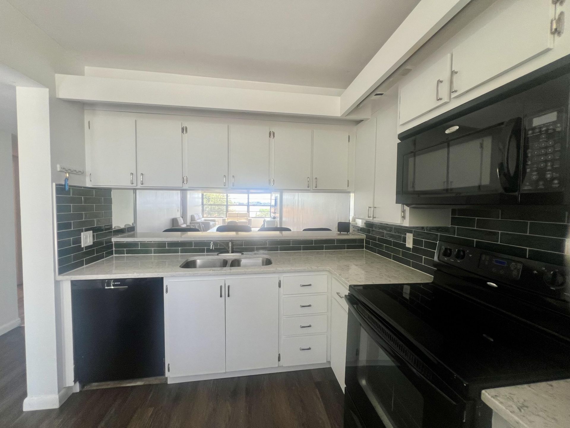 3516 Whitehall Drive, Unit 301, West Palm Beach, FL 33401 Photo