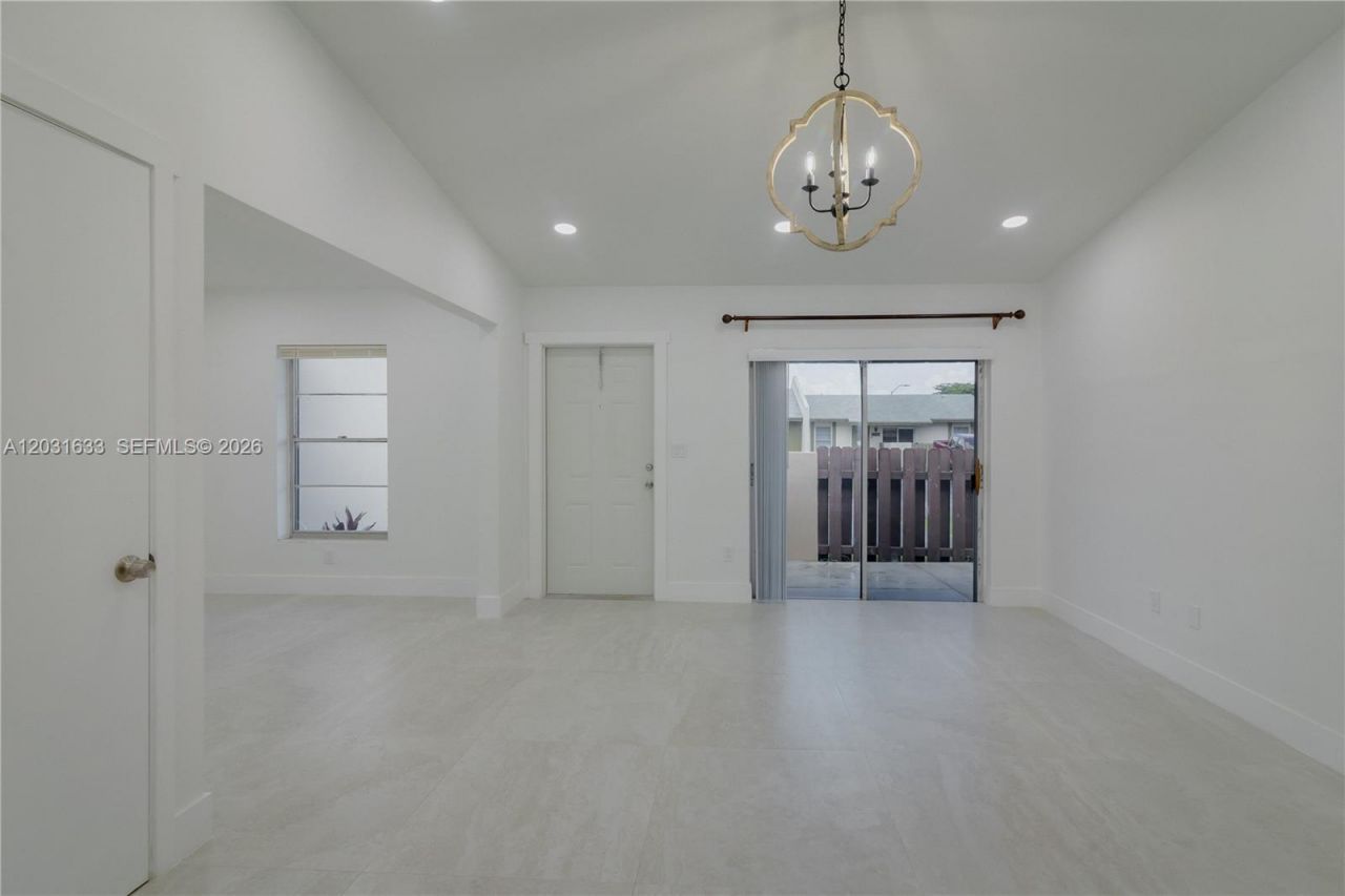 11903 SW 110th St Cir E , Unit 11903, Miami, FL 33186 Photo