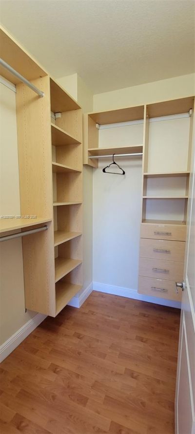 10 Aragon Ave , Unit 901, Coral Gables, FL 33134 Photo