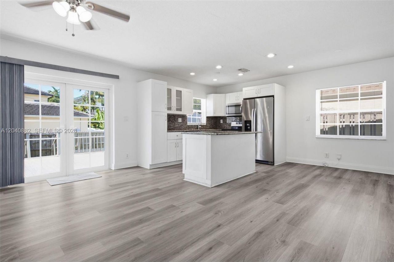 816 Johnson St , Hollywood, FL 33019 Photo