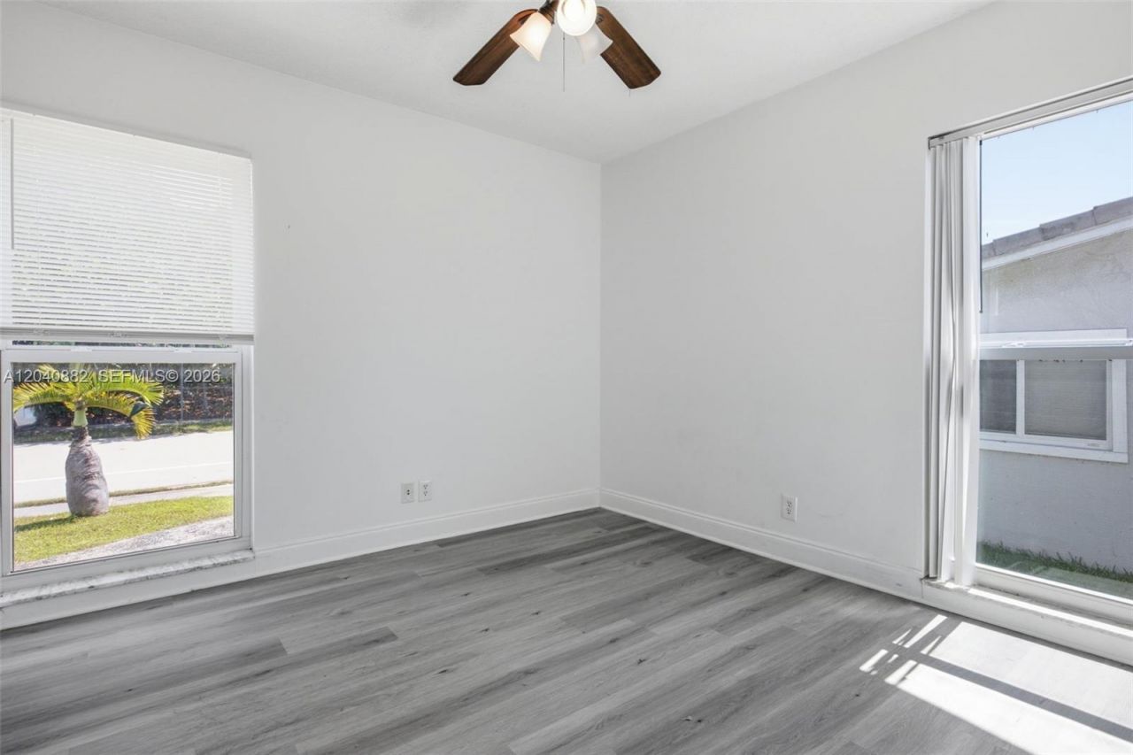 816 Johnson St , Hollywood, FL 33019 Photo