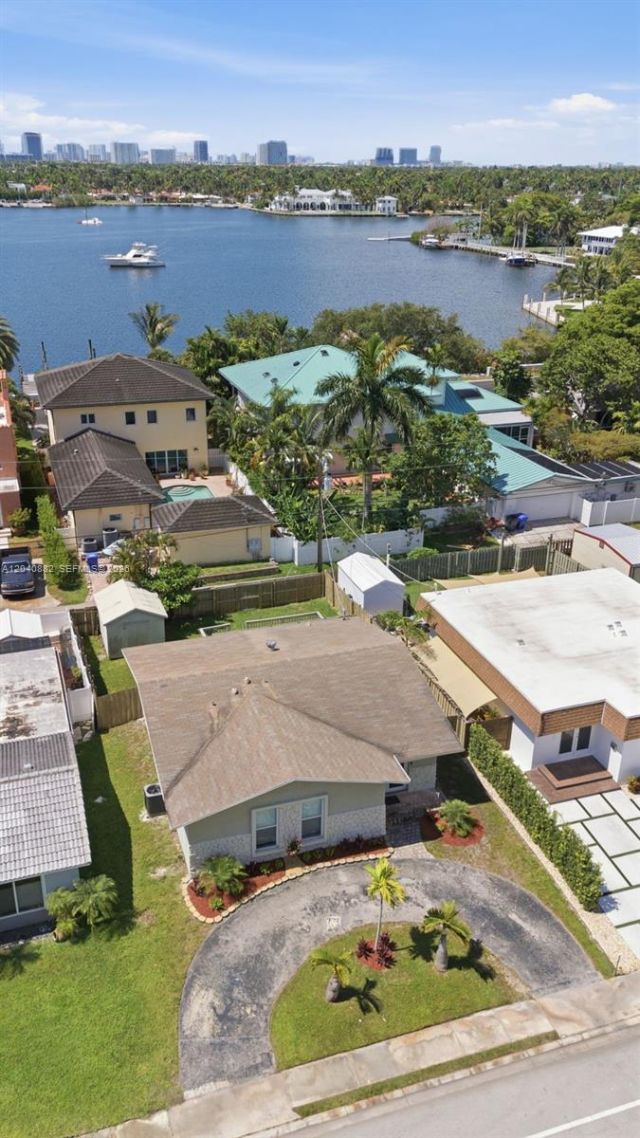 816 Johnson St , Hollywood, FL 33019 Photo