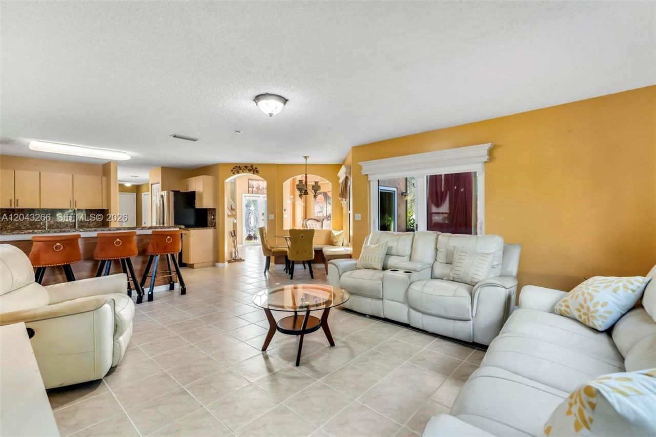 1941 SW 148th Way, Miramar, FL 33027 Photo