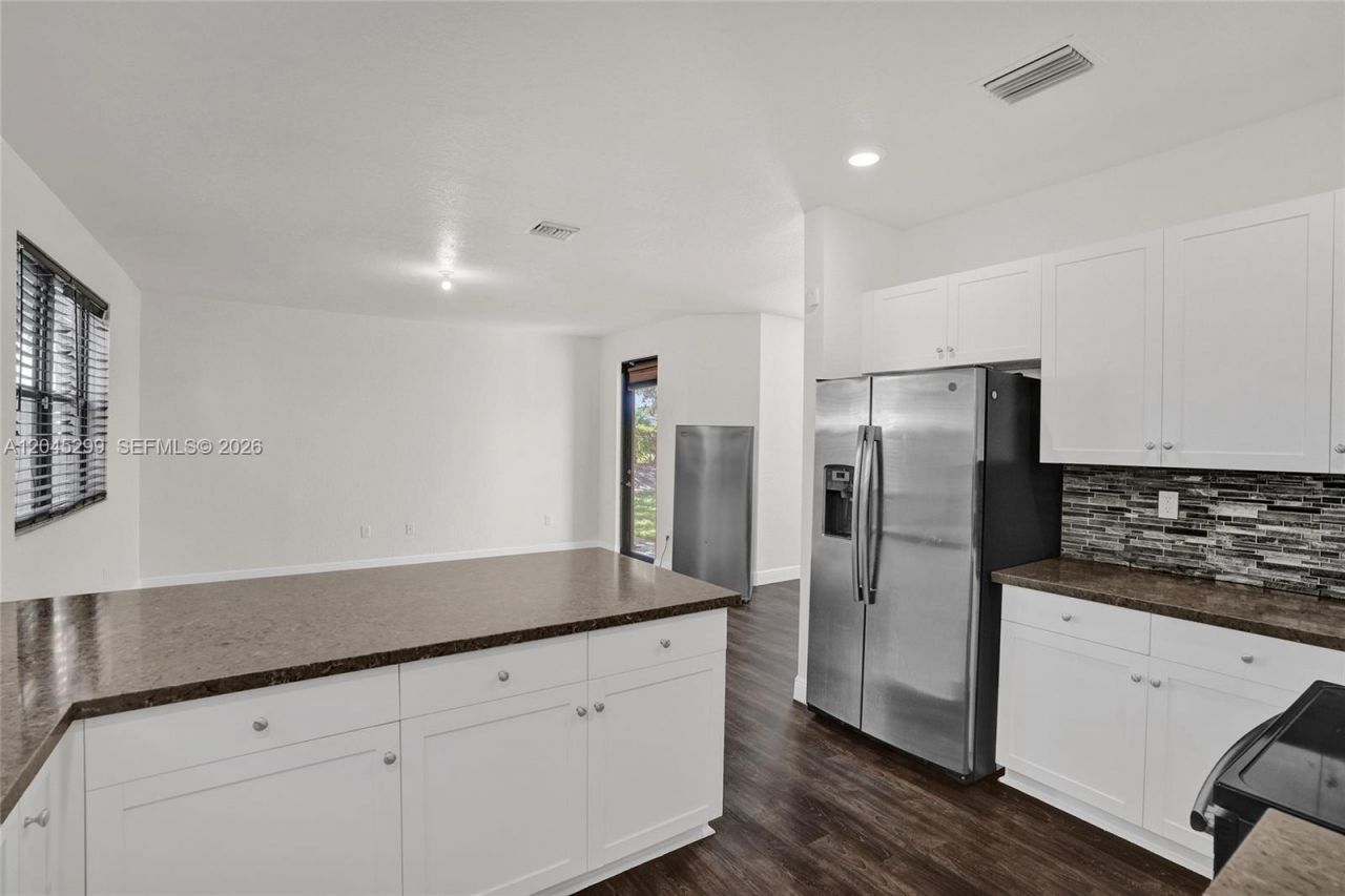 2502 NE 1st St , Homestead, FL 33033 Photo