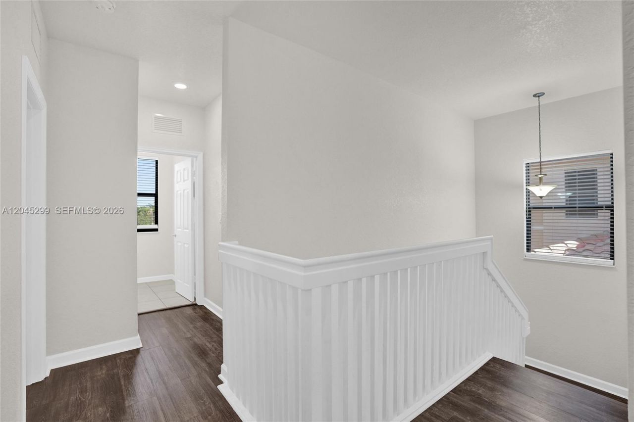 2502 NE 1st St , Homestead, FL 33033 Photo