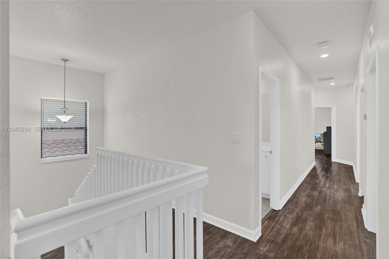 2502 NE 1st St , Homestead, FL 33033 Photo