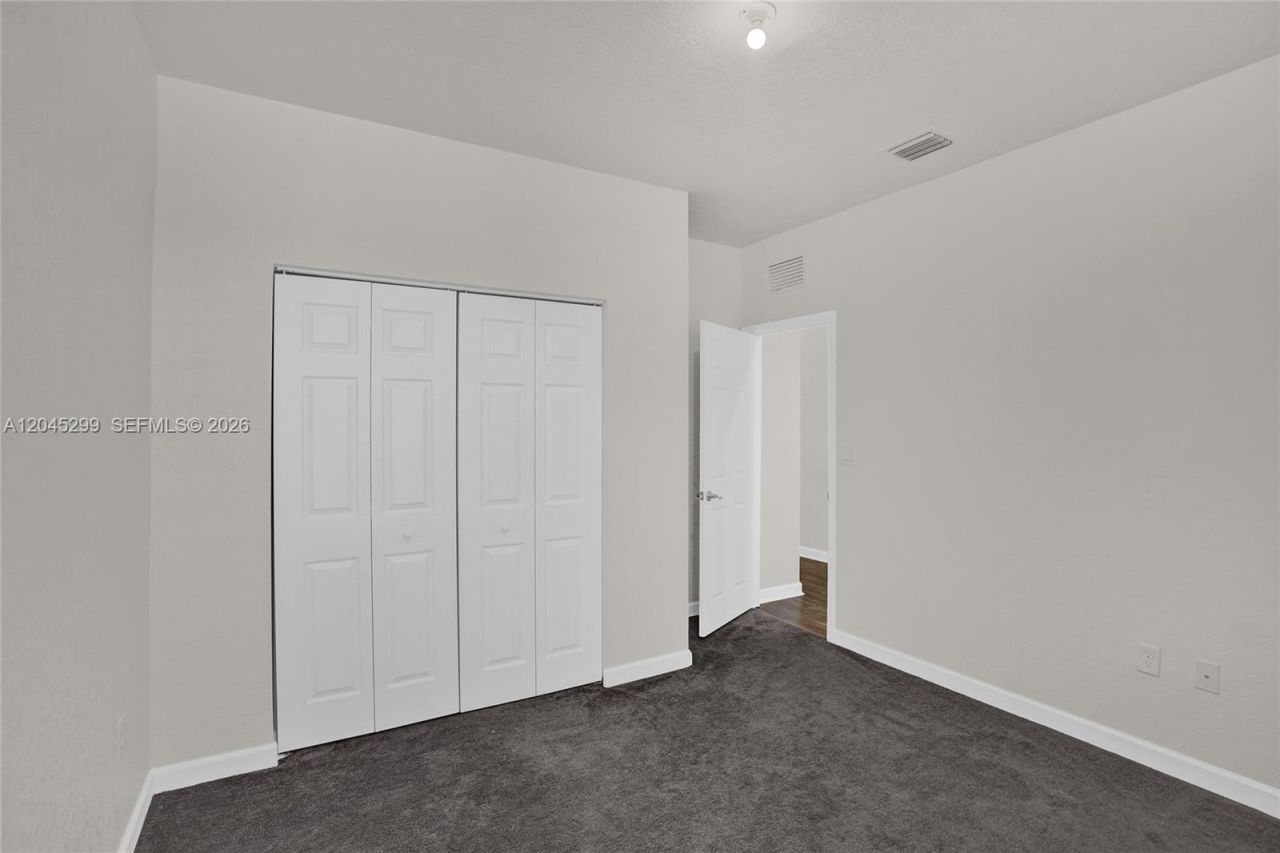 2502 NE 1st St , Homestead, FL 33033 Photo
