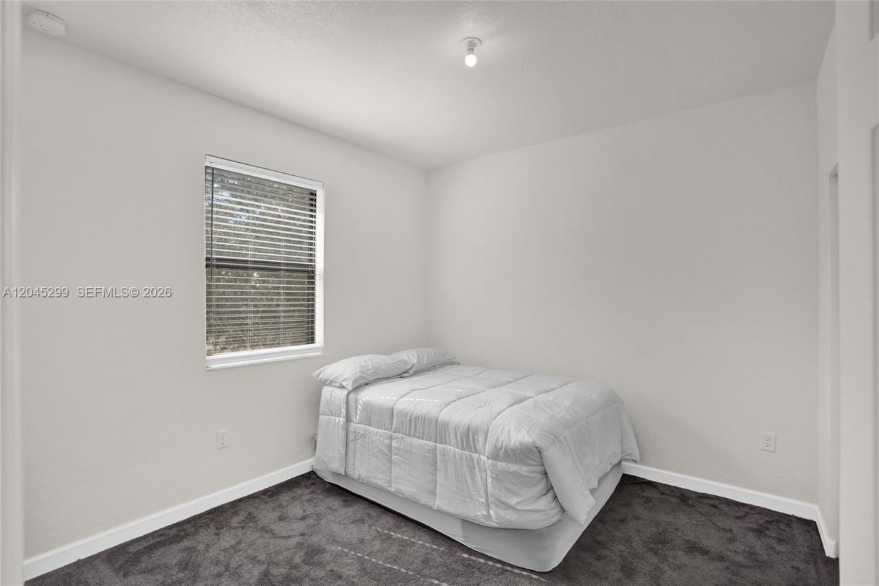 2502 NE 1st St , Homestead, FL 33033 Photo
