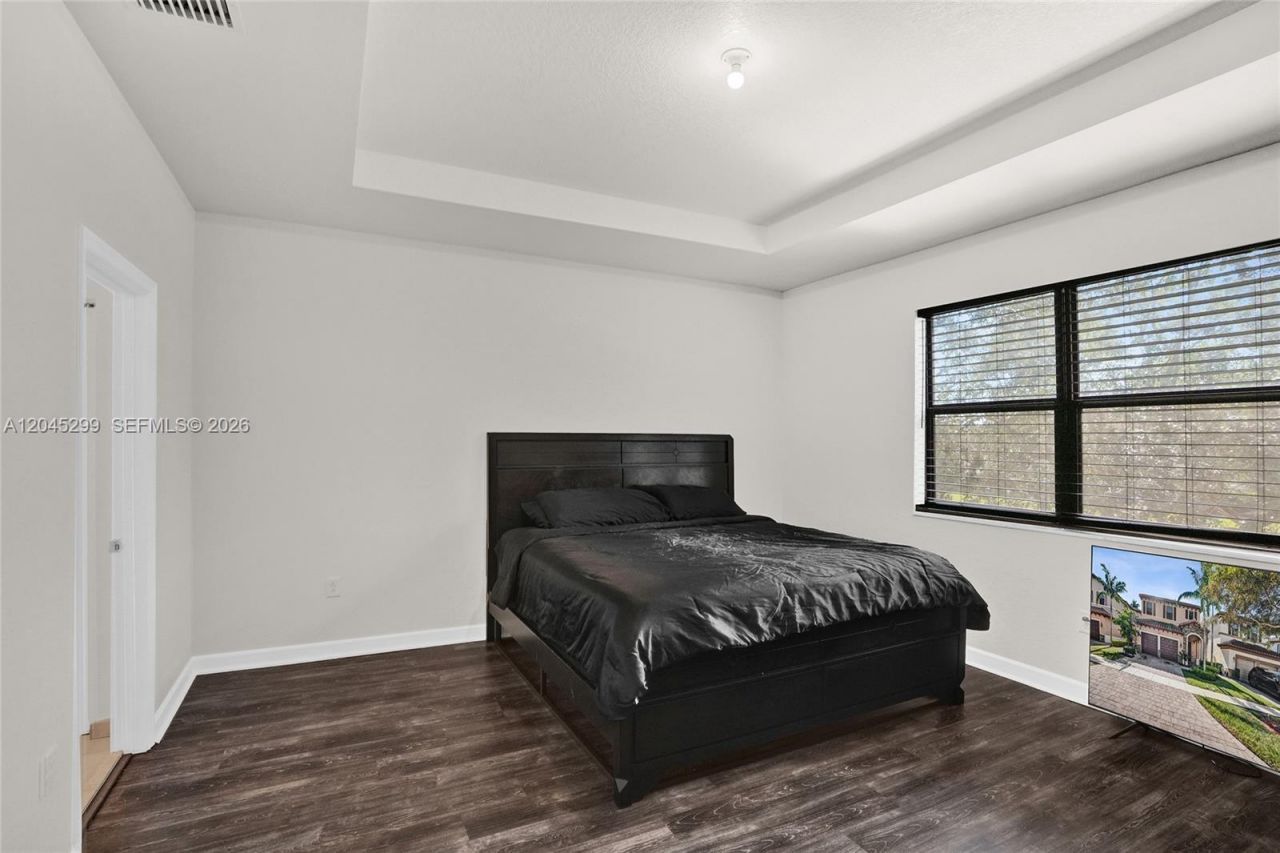 2502 NE 1st St , Homestead, FL 33033 Photo