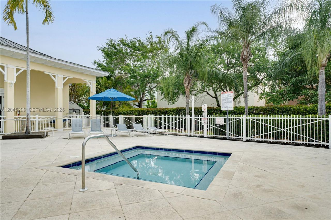 2502 NE 1st St , Homestead, FL 33033 Photo