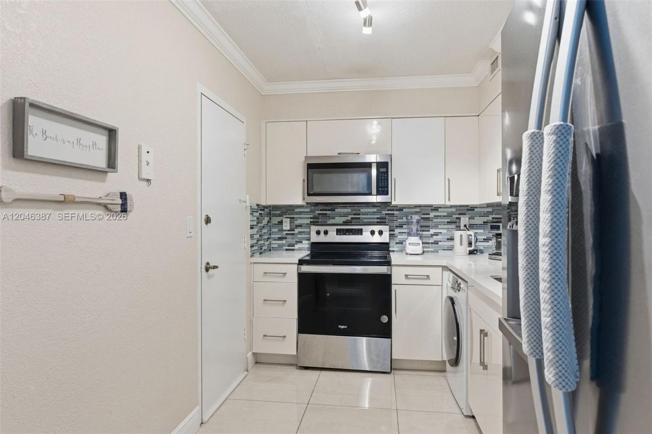 2501 S Ocean Dr , Unit 438, Hollywood, FL 33019 Photo