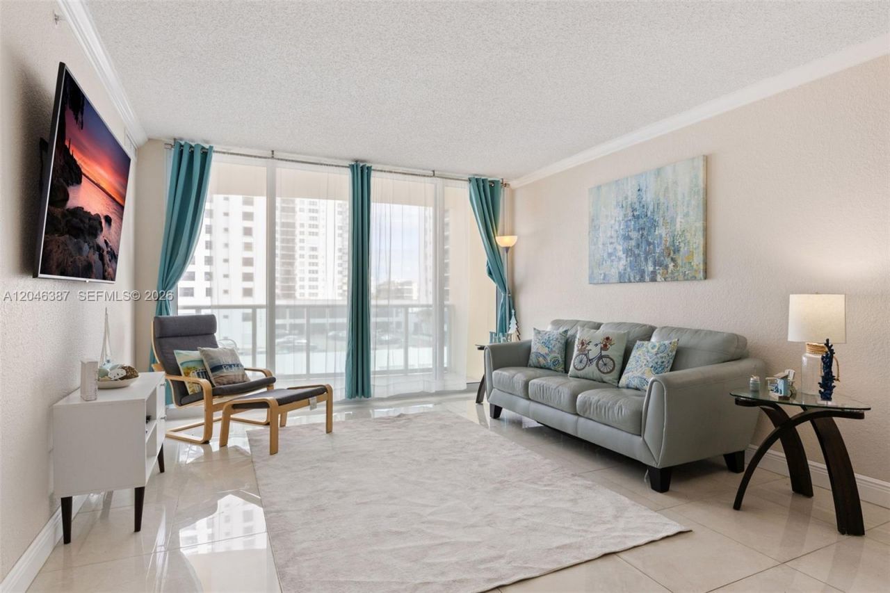 2501 S Ocean Dr , Unit 438, Hollywood, FL 33019 Photo