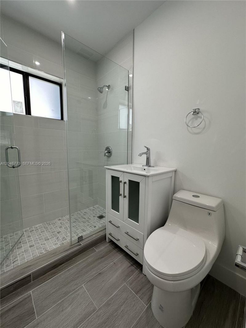 551 SW 57th Ave , Unit 2, Miami, FL 33144 Photo
