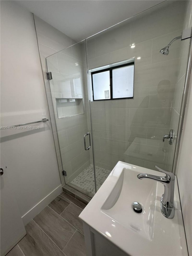 551 SW 57th Ave , Unit 2, Miami, FL 33144 Photo