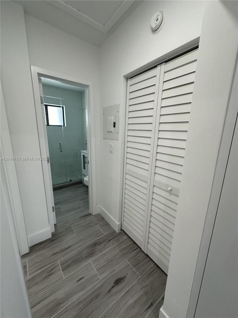 551 SW 57th Ave , Unit 2, Miami, FL 33144 Photo