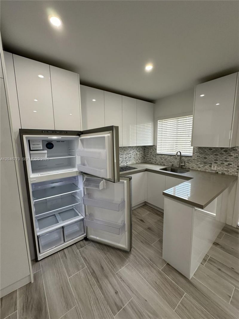 551 SW 57th Ave , Unit 2, Miami, FL 33144 Photo
