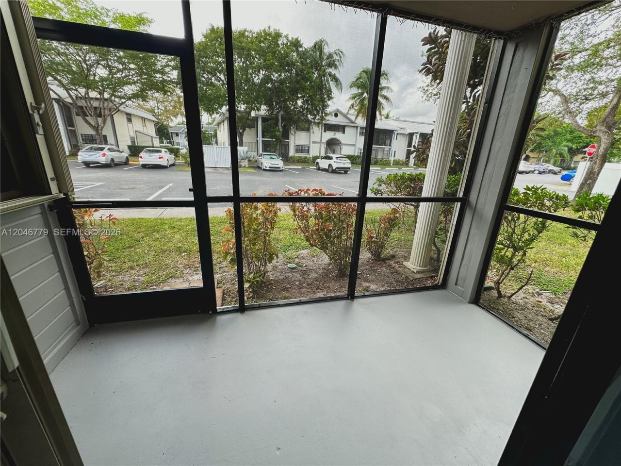 927 NE 199th St , Unit 101, Miami, FL 33179 Photo