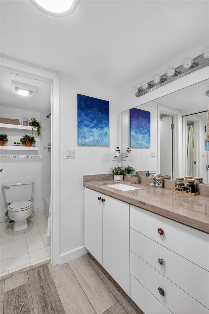 3401 N Country Club Dr , Unit 109, Aventura, FL 33180 Photo