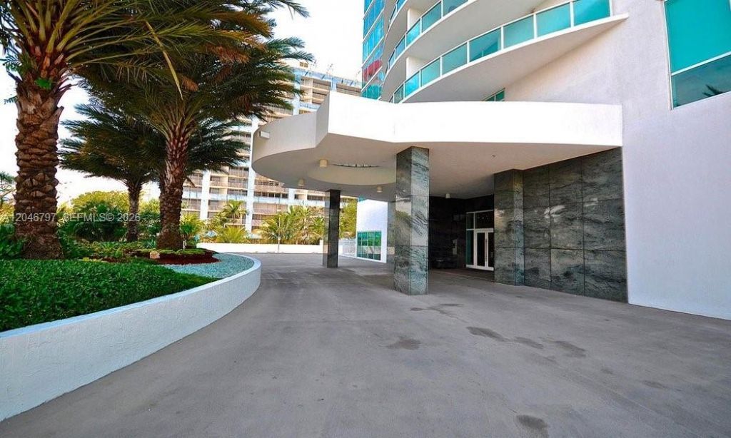 2101 Brickell Ave , Unit 1501, Miami, FL 33129 Photo