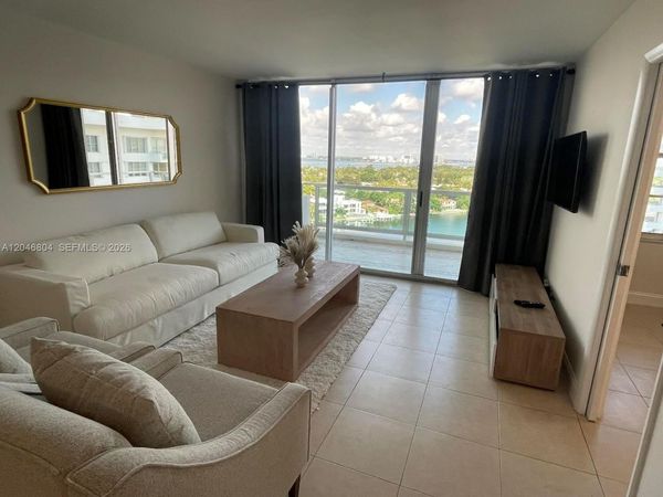 5151 Collins Ave , Unit 1722, Miami Beach, FL 33140