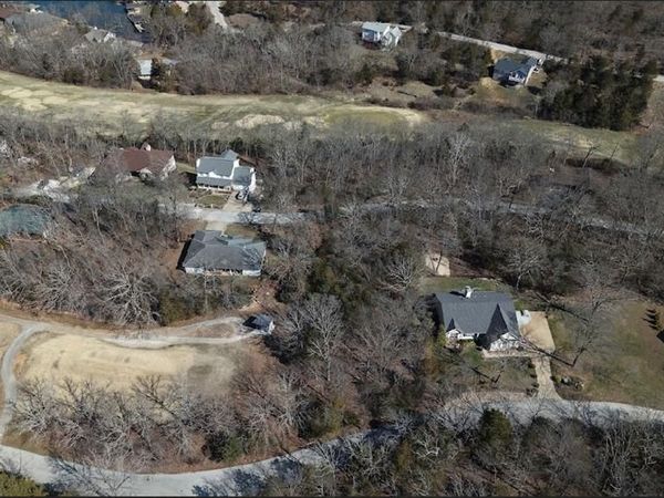 9 Magnolia Drive , Hillsboro, MO 63050