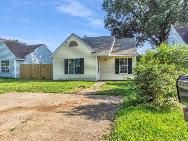 103 Sherwood Cove, Marion, AR 72364