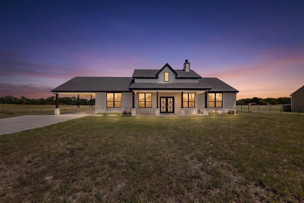 204 County Road 1001, Greenville, TX 75401 Main Photo