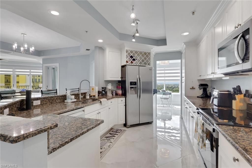 2743 1st St, Unit 2106, Fort Myers, FL 33916 Photo