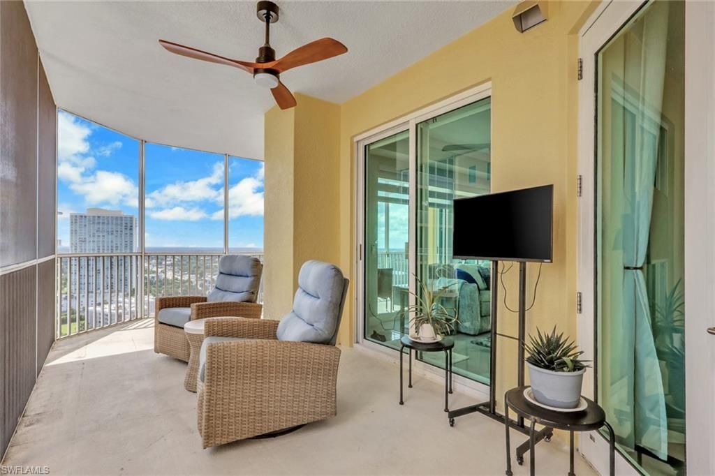 2743 1st St , Unit 2106, Fort Myers, FL 33916 Photo