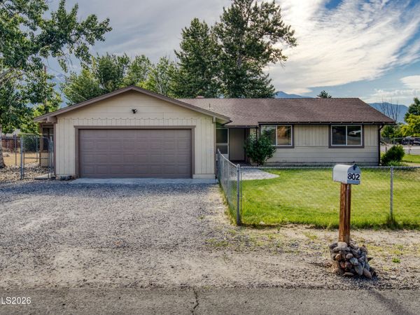 802 Lyell Way, Gardnerville, NV 89460
