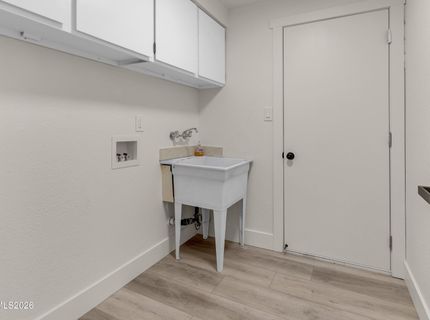 802 Lyell Way, Gardnerville, NV 89460 Photo
