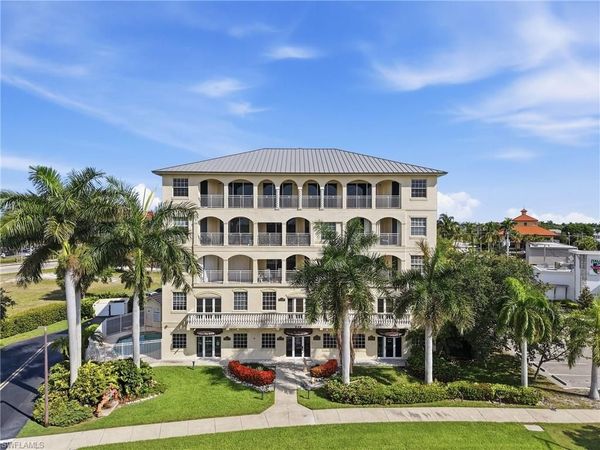886 Park AVE , Unit 501, MARCO ISLAND, FL 34145
