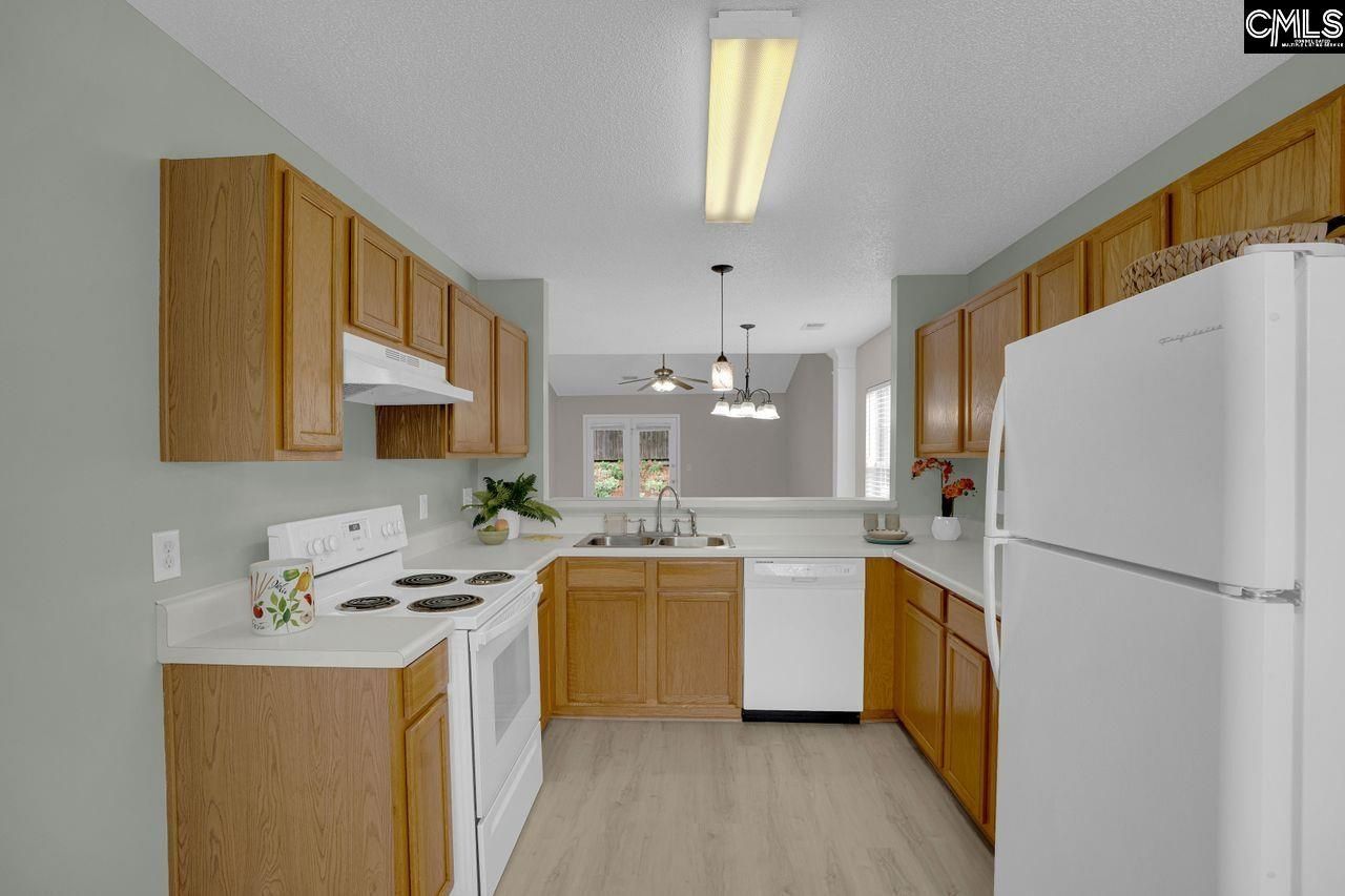 114 Haynesworth Place  Photo 4
