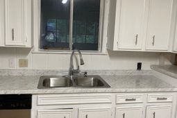110 Walnut Lane photo 4