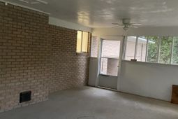 110 Walnut Lane photo 4