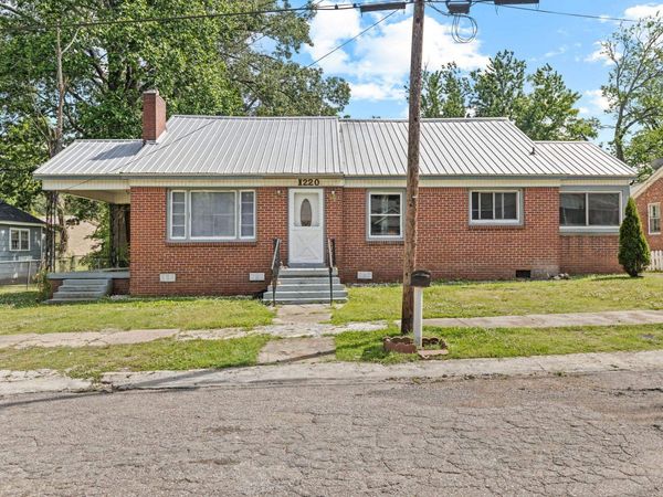 1220 CRUISE ST, Corinth, MS 38834