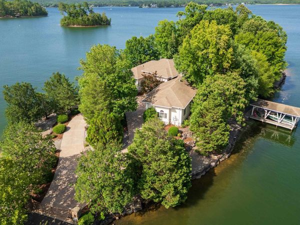 10 Guindola Lane , Hot Springs Village, AR 71909