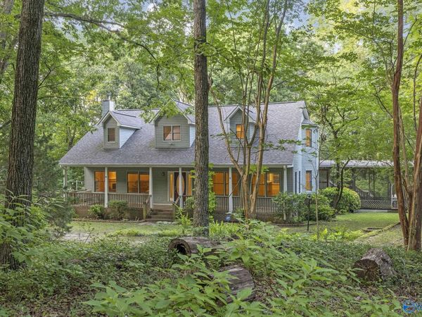 553 Mountain Oak Trail, Somerville, AL 35670