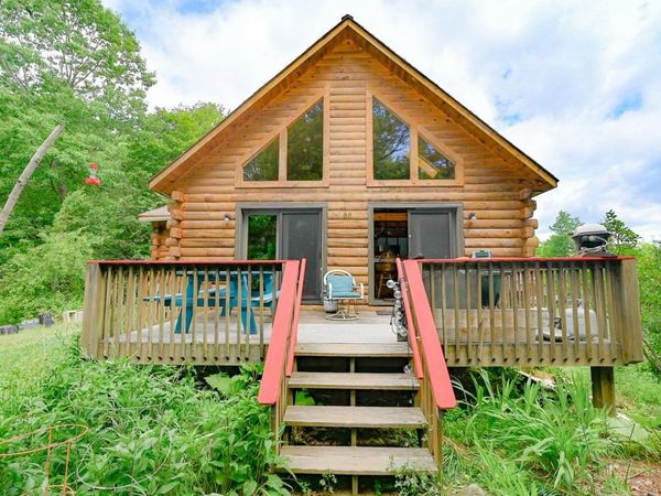 66 Ledge Farm Road, Nottingham, NH 03290