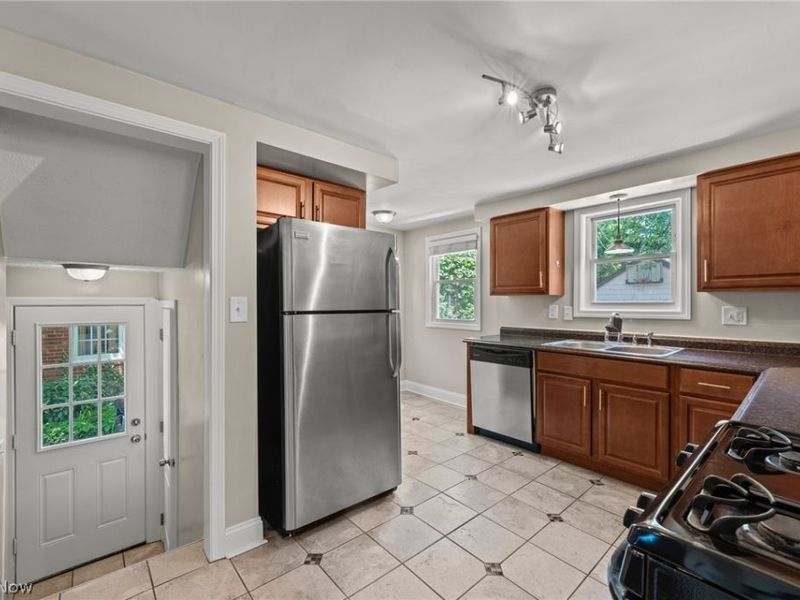 1591 Maywood Road, South Euclid, OH 44121 Photo 6