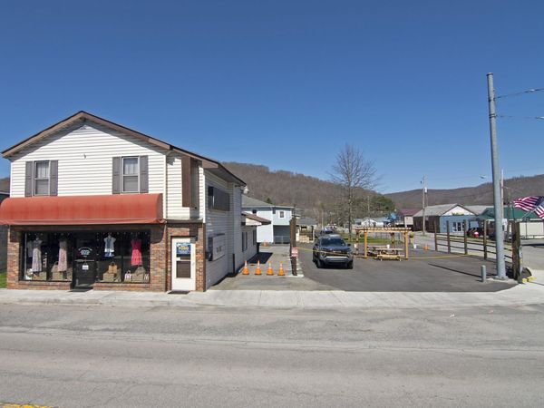 449 Main Street, Rainelle, WV 25962