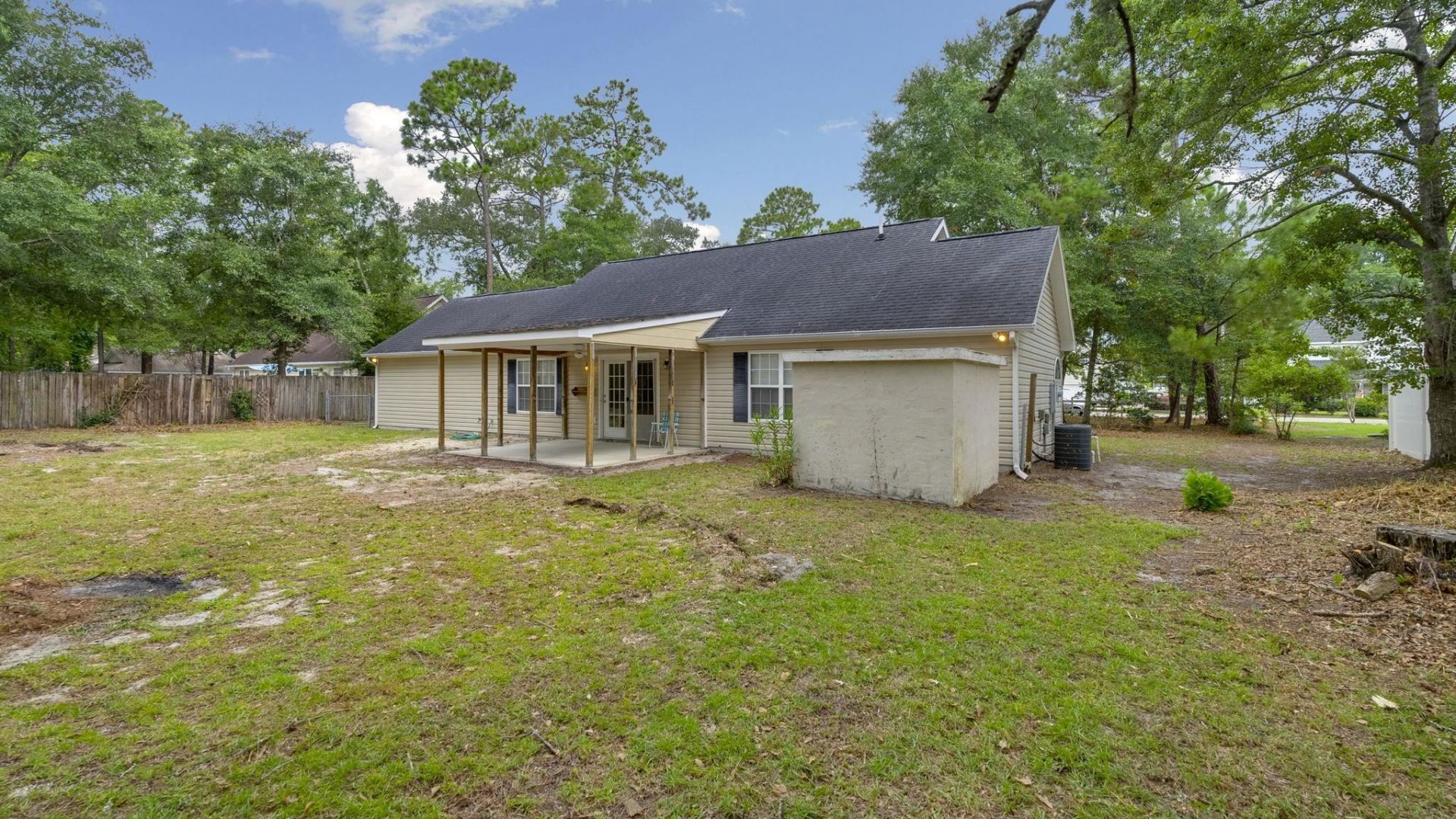 389 Springfield Dr. Photo 27