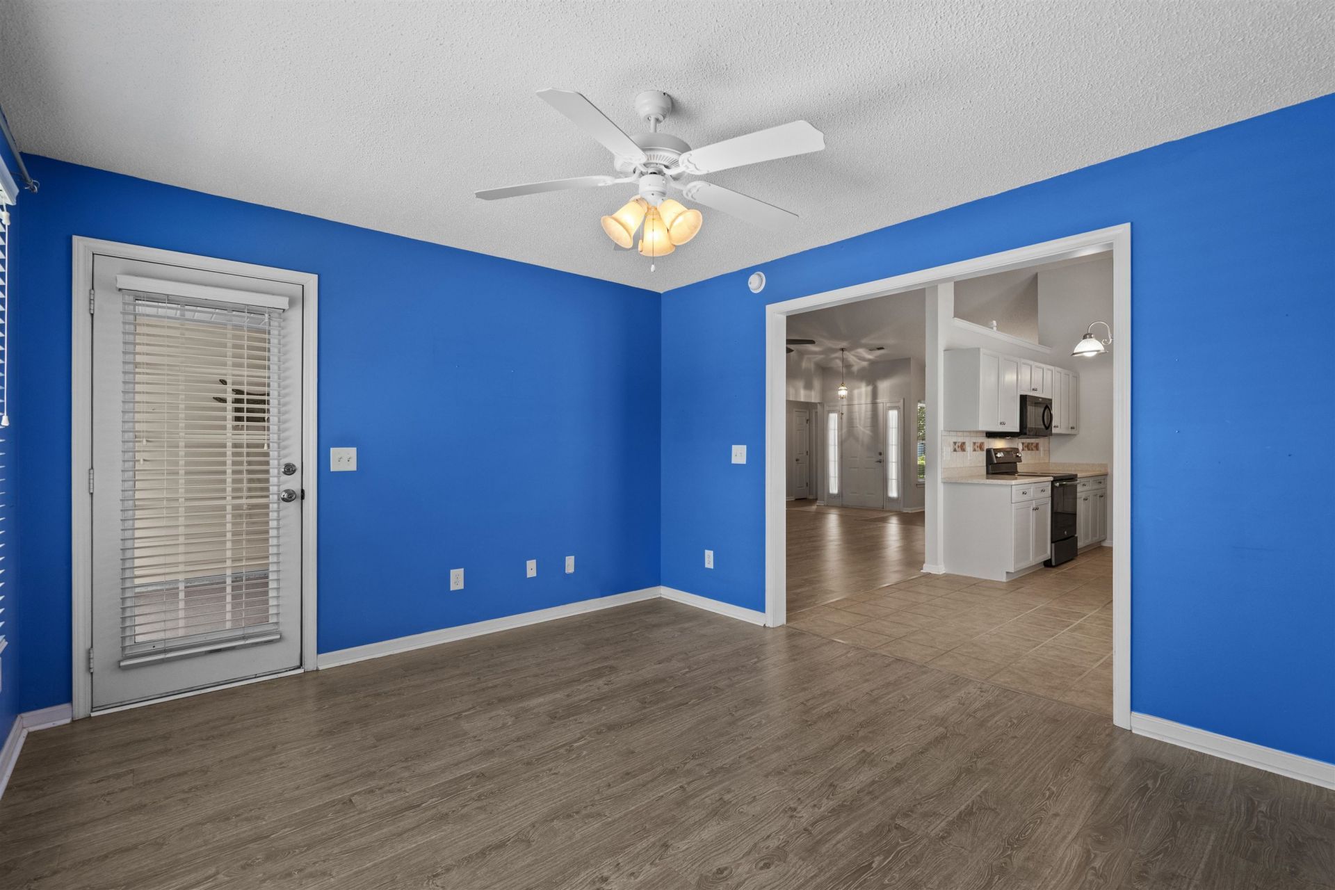 226 Lynco Ln. Photo 37