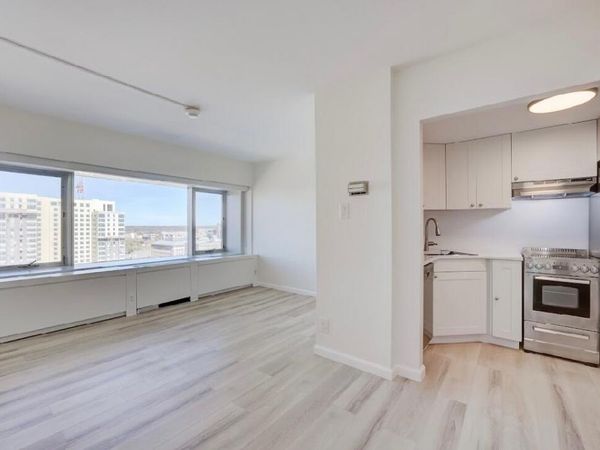 555 E William Street, Unit 16G, Ann Arbor, MI 48104