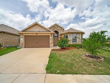 4708 Feltleaf Avenue, Fort Worth, TX 76036