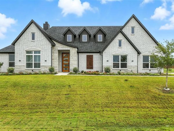 3141 Claire Drive, Midlothian, TX 76065