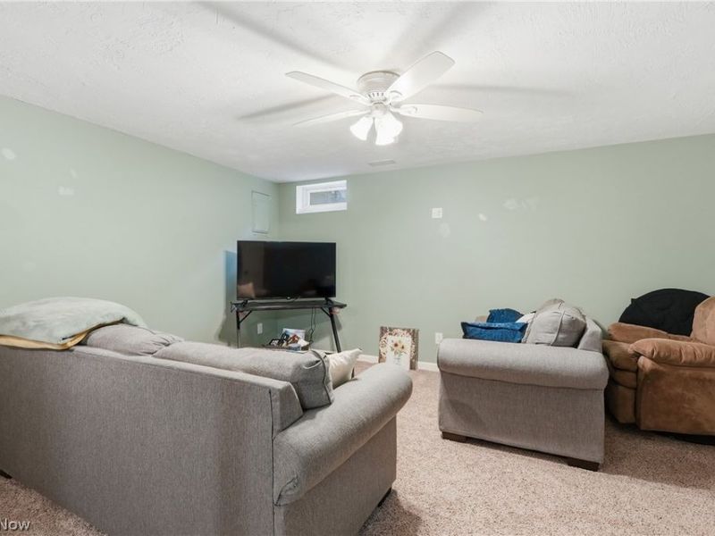 542 Topaz Lane, Brunswick, OH 44212 Photo 18