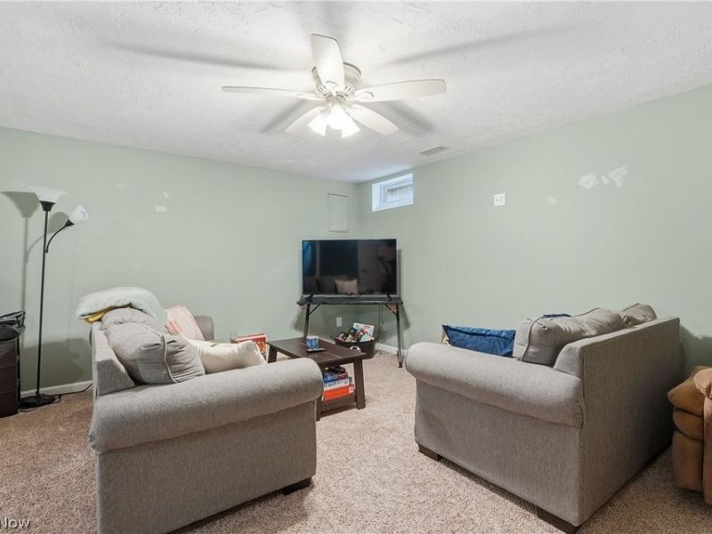 542 Topaz Lane, Brunswick, OH 44212 Photo 19